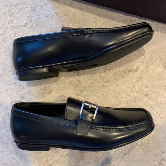 Prada men slip ons loafers shoes - Picture 2 of 5
